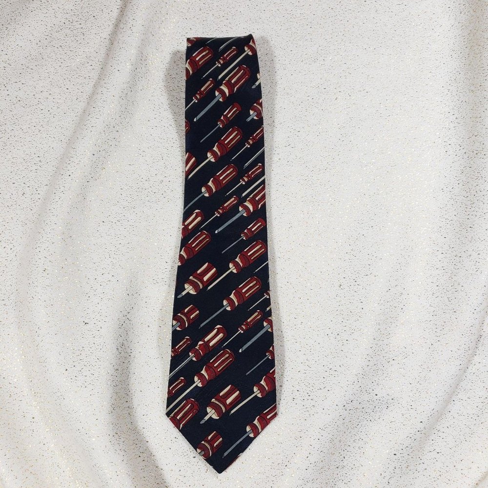 Vintage Home Improvement flying screwdrivers tie